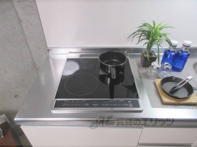 キッチン　2口コンロ