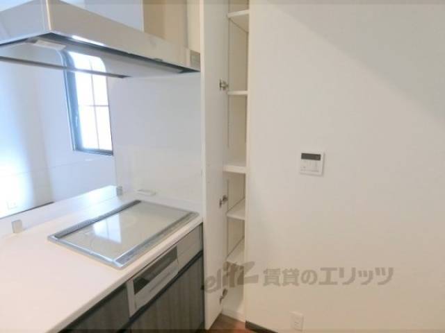 キッチン　収納