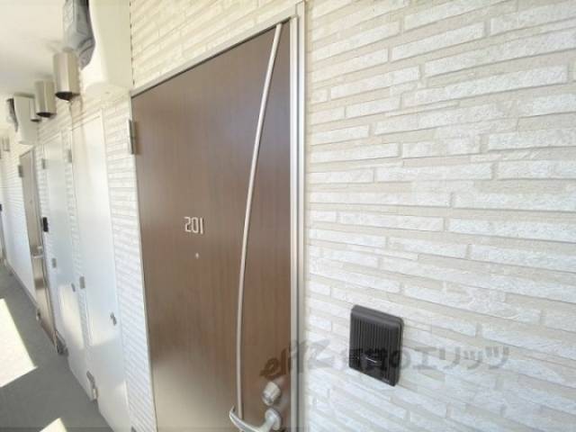 玄関　インターホン