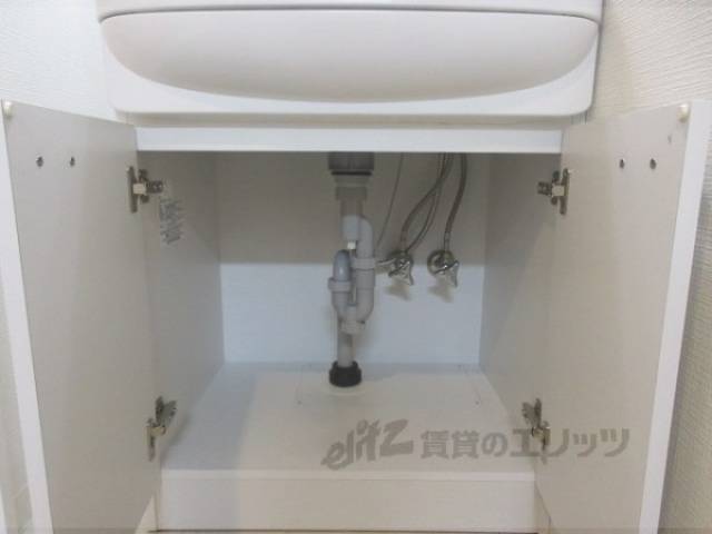 洗面所　洗面所下収納