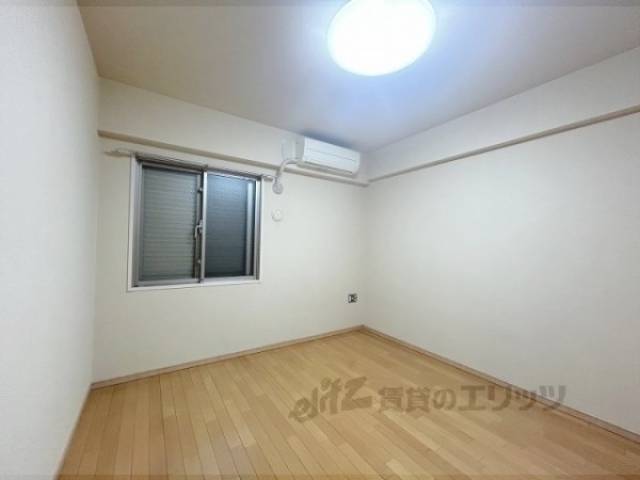 洋室　6.5帖洋室