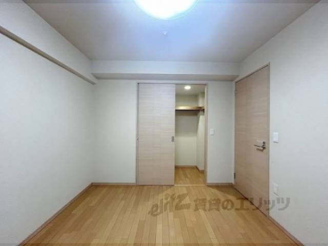 洋室　6.5帖洋室