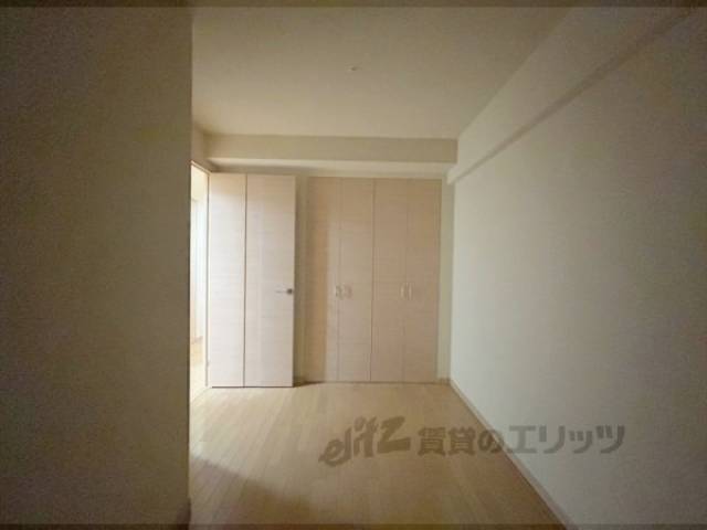 洋室　5.3帖洋室