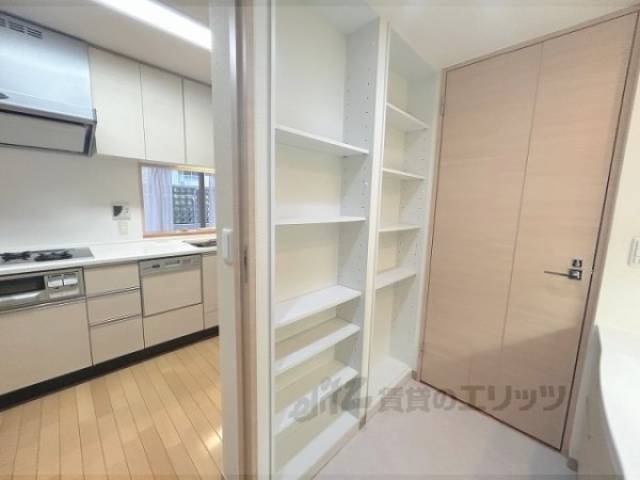 収納　洗面所収納