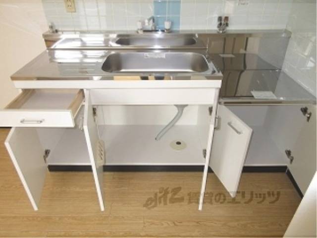 キッチン　収納