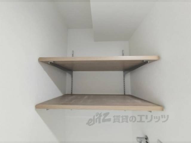洗濯機置場　棚
