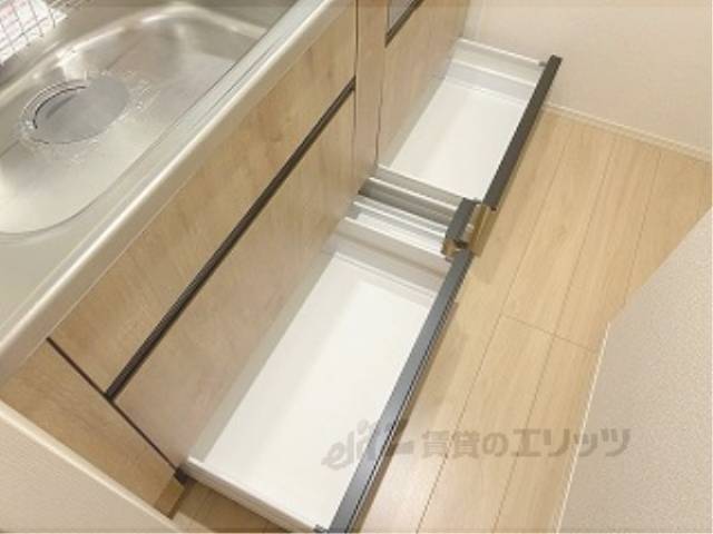キッチン　下部収納