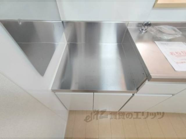 キッチン　コンロ置場