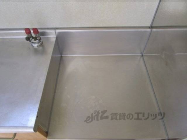 キッチン　コンロ置き場
