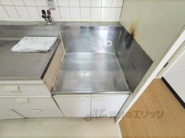 キッチン　コンロ置場