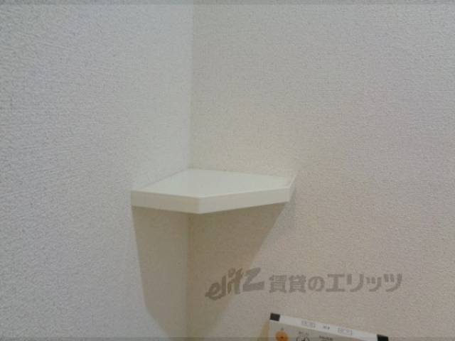 トイレ　棚