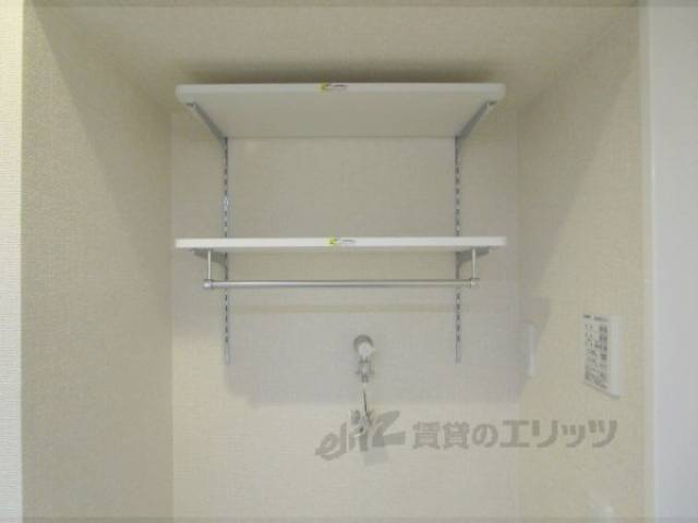 洗濯機置場　上部収納