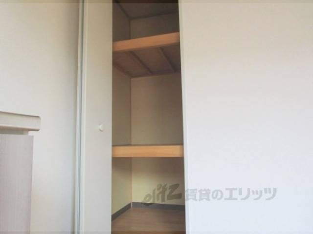 キッチン　収納