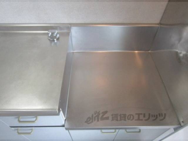 キッチン　コンロ置き場