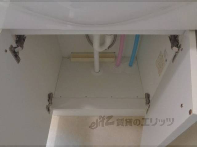 洗面所　収納