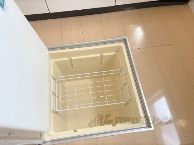 キッチン　床下収納