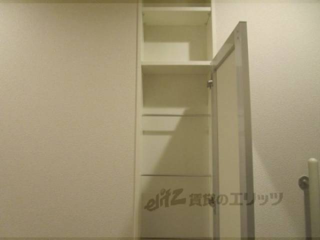 玄関　収納