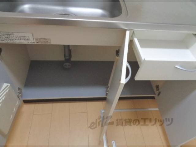 キッチン　収納