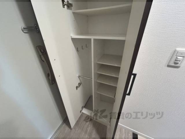 リビング　ホームセキュリティ