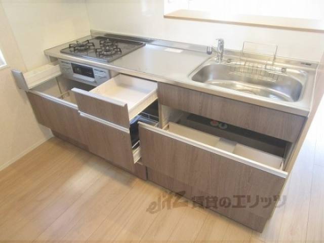 キッチン　下収納