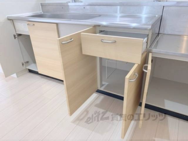 キッチン　下棚