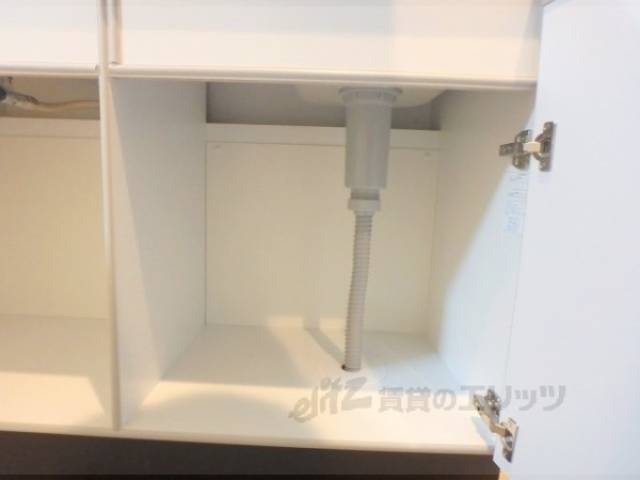 キッチン　下部収納