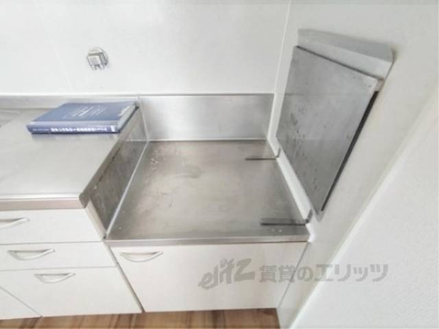 キッチン　コンロ置場