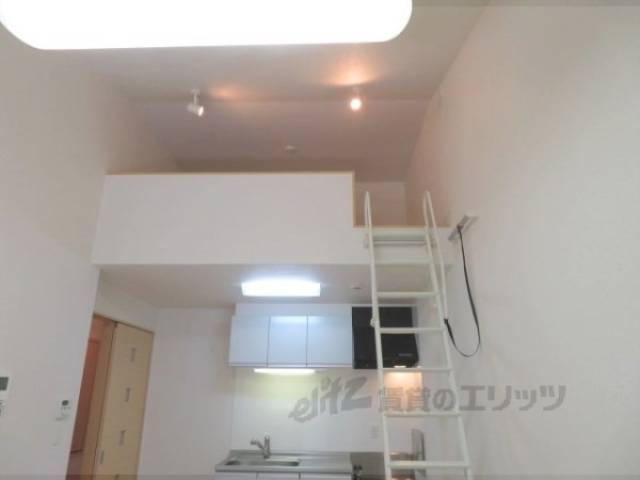 小屋裏収納