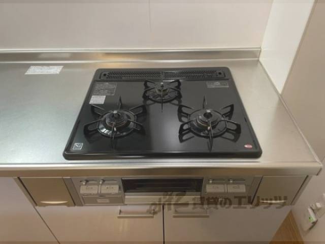 冷蔵庫置場　コンロ