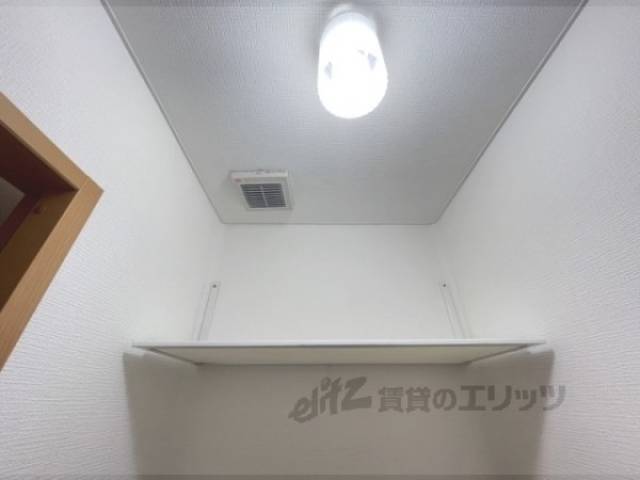 トイレ　収納