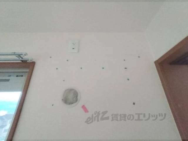エアコン　設置場所