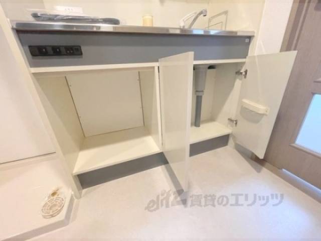 キッチン　下収納