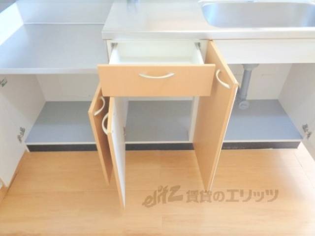 キッチン　収納