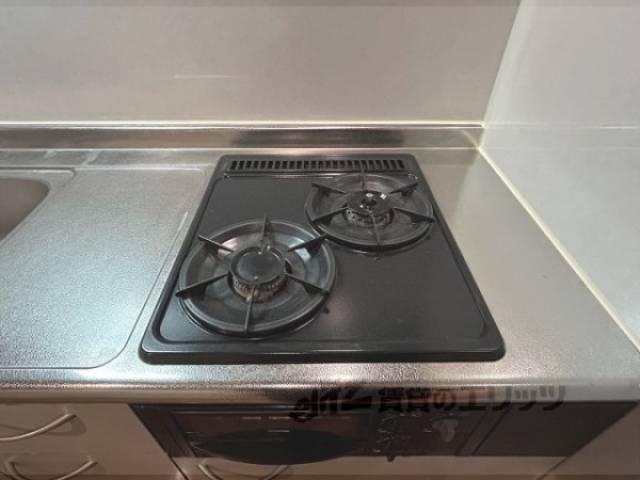 キッチン　コンロ