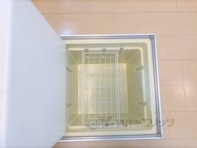 キッチン　床下収納
