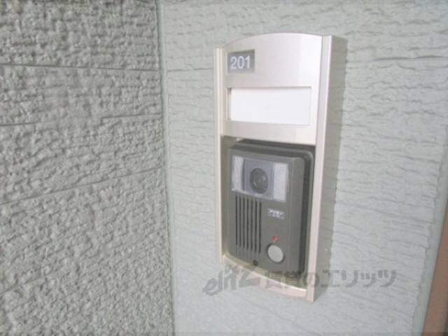 玄関　インターホン