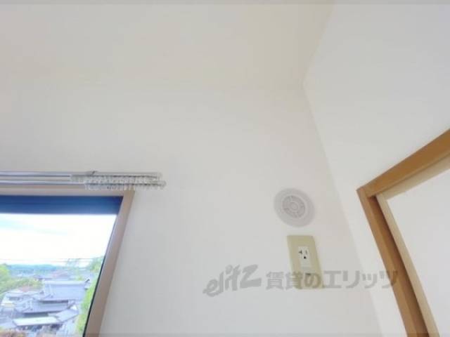 エアコン　設置場所