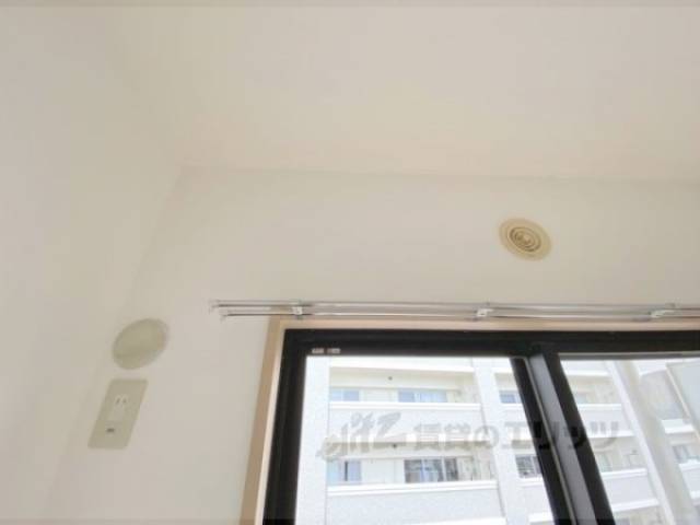 エアコン　設置場所