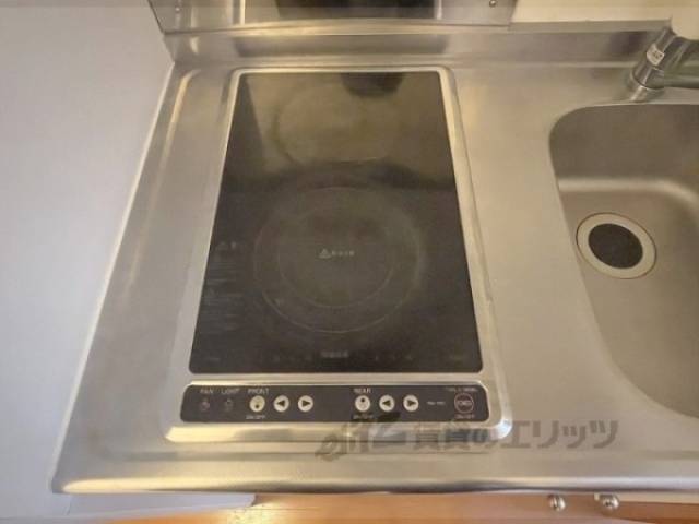 キッチン　コンロ