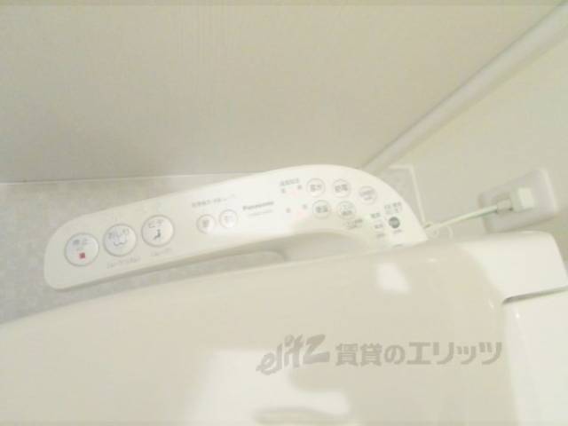 トイレ　洗浄機能付き