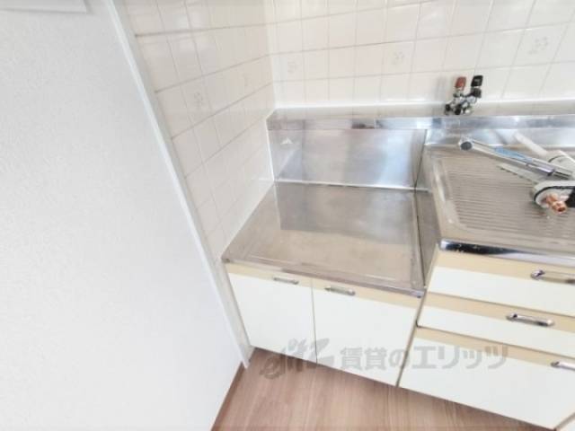 キッチン　コンロ置場