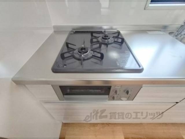 キッチン　コンロ