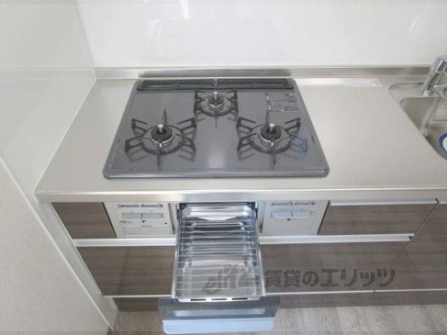 キッチン　コンロ