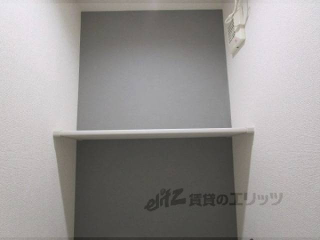 トイレ　上棚