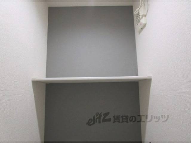 トイレ　上棚
