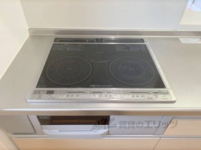 キッチン　コンロ