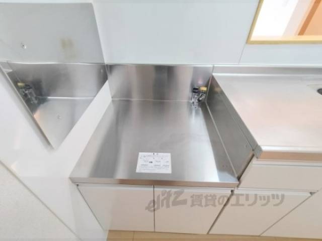 キッチン　コンロ置場