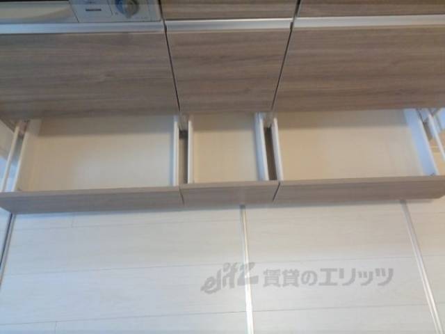 キッチン　収納