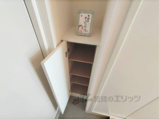 下駄箱　収納棚