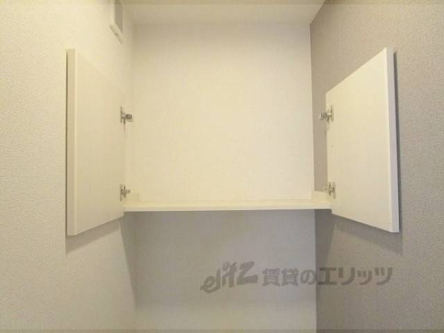 トイレ　収納